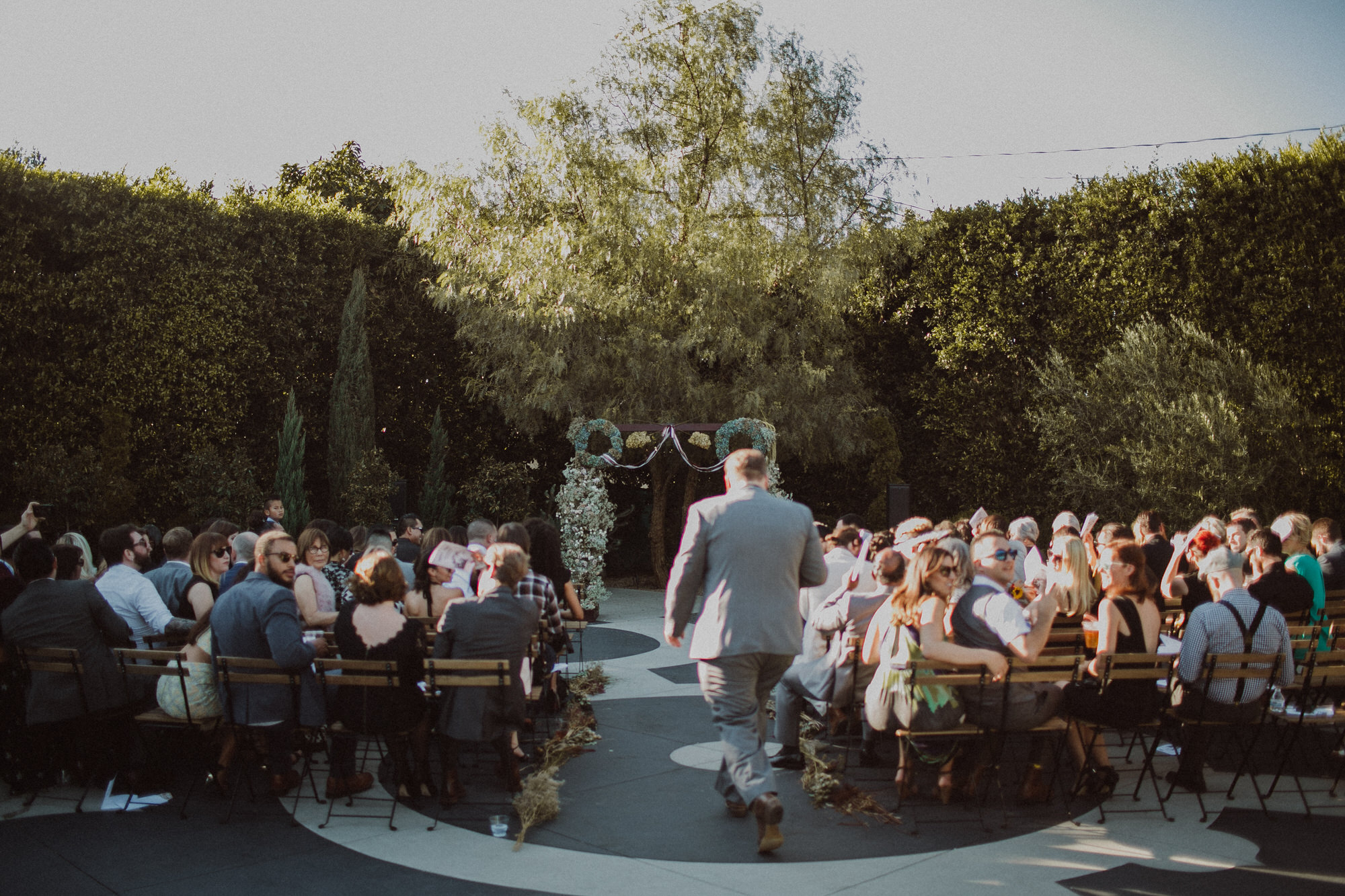 los angeles wedding ceremony at the fig house
